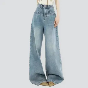 90s women's light-wash jeans