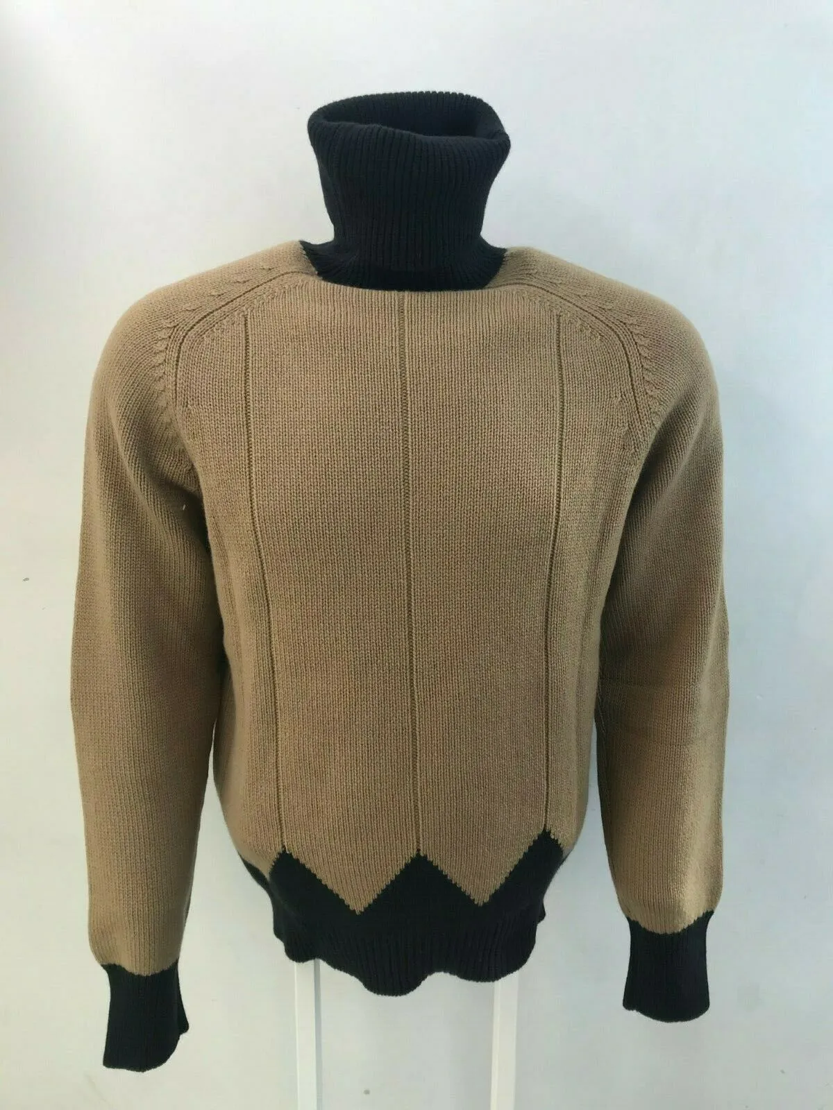 Cashmere Bi- Colour Roll Neck Knitwear