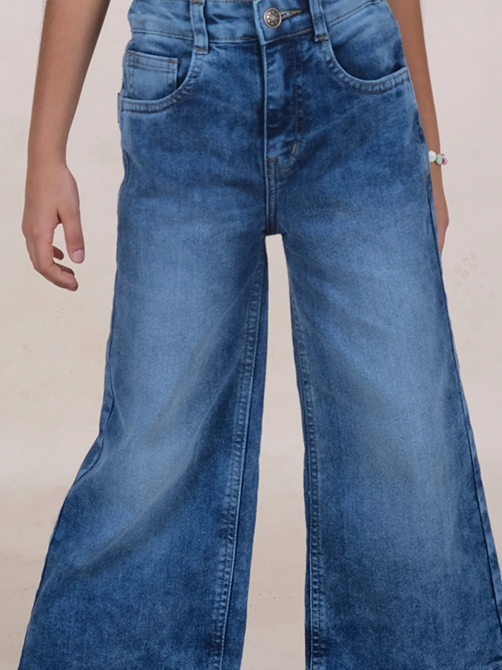 Girls Solid Flared Jeans