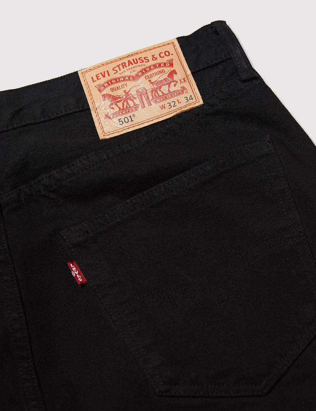 Levis 501 Jeans (Regular) - Black