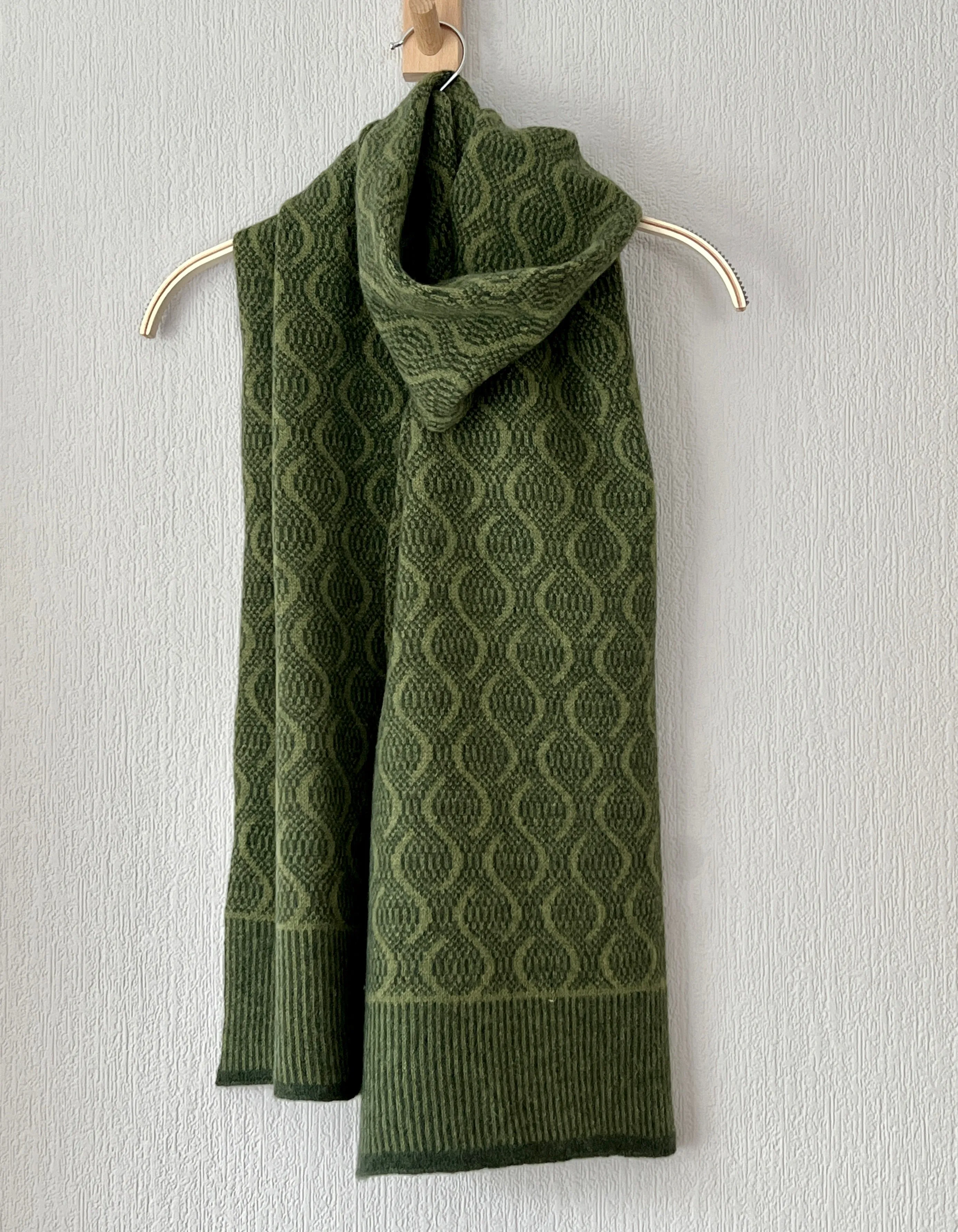 Scarf - soft merino lambswool scarf rosemary and bean green