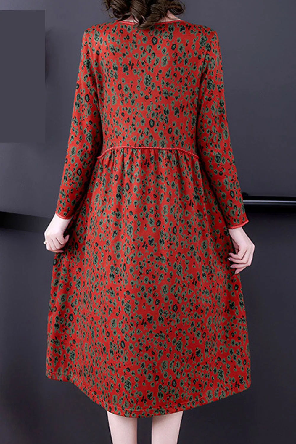 Women Beautiful Round Neck Long Sleeve Mid-Length Splendid Floral Pattern Thin Casual Dress - WDC14758